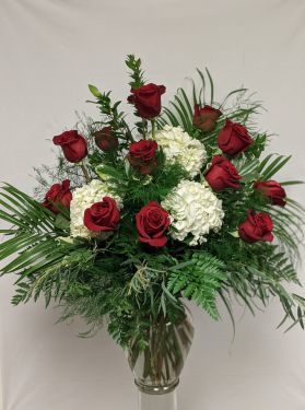 Roses and Hydrangea - 5 colors Available 